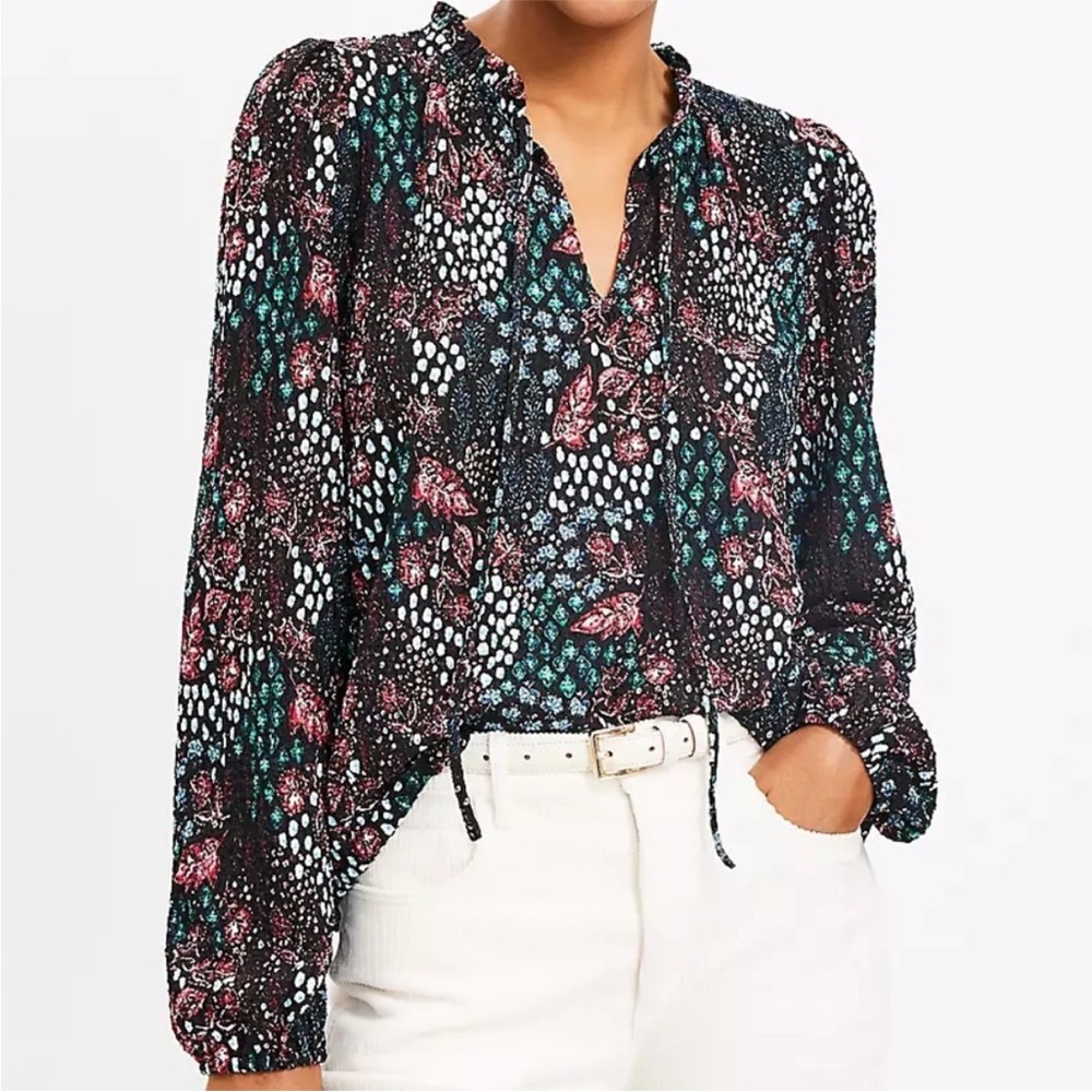 LOFT nwt size small Floral & Dot V-Neck Peasant Blouse